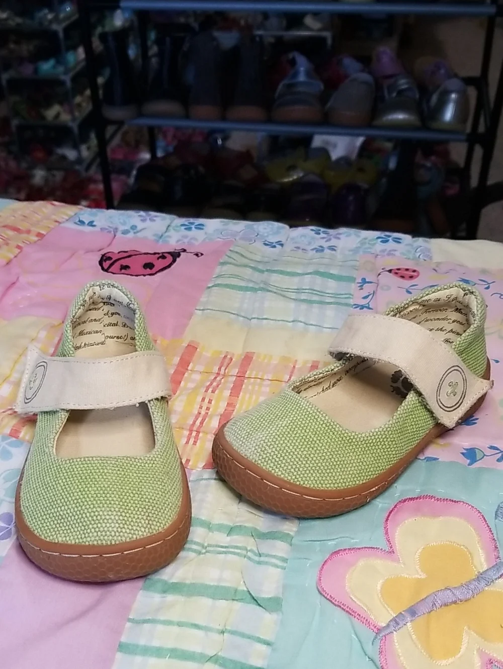 Livie & Luca Light Green Canvas Mary Jane Shoes with Tan Soles Size 6 Carta II